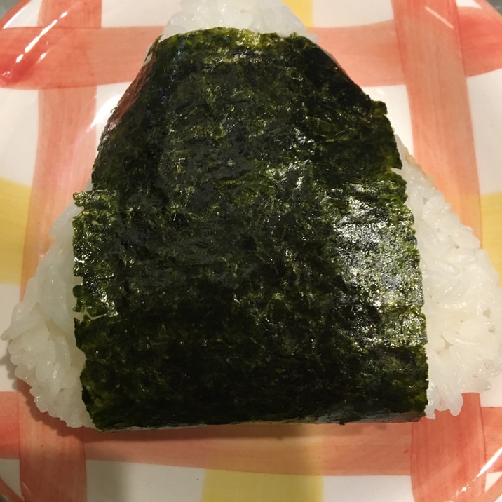 鶏そぼろのおにぎり